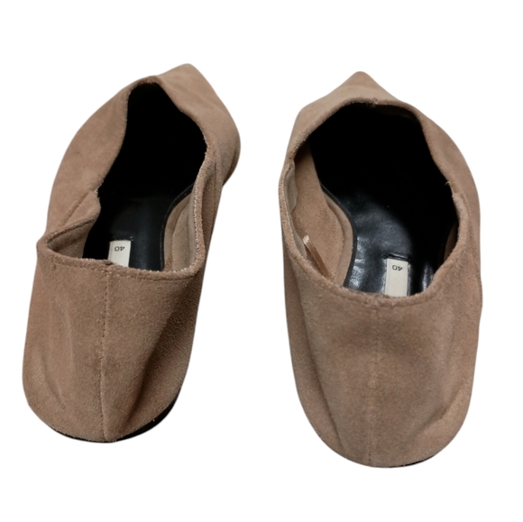 Zara flat brown suede pointy shoes. super soft upper leather SIZE 40 or 9.5 Flex - Picture 3 of 6